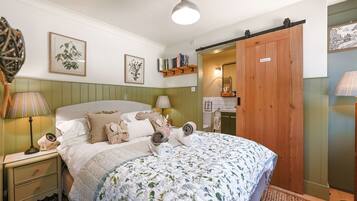 WiFi (surcharge), bed sheets