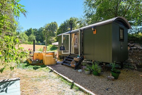 Meadow Sweet - a holiday let that sleeps 2 guests in 1 bedroom