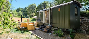 Meadow Sweet - a holiday let that sleeps 2 guests in 1 bedroom