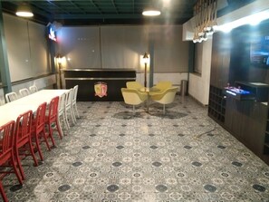 Unclassified image, 5 of 7, button - EERO Stayz (Gurugram)