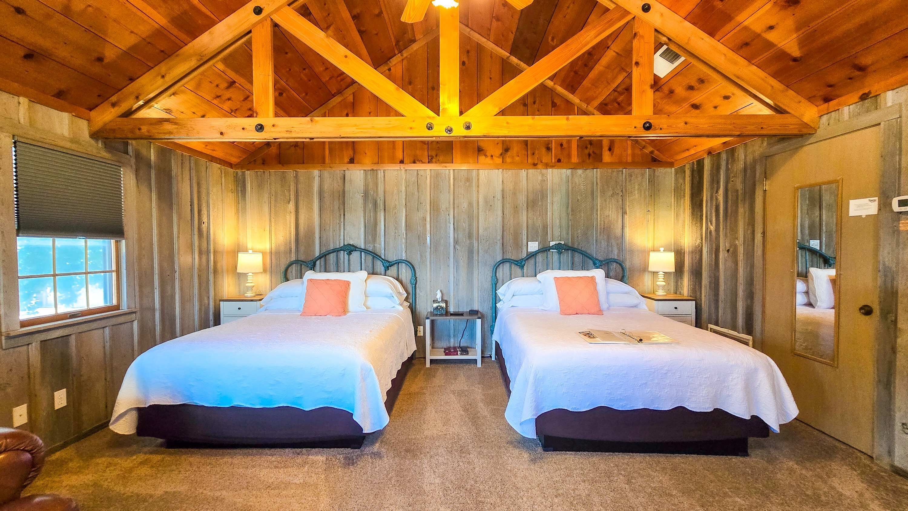 Studio, 2 queensize bedden, huisdieren niet toegestaan, uitzicht op tuin (Rosemary) | 1 slaapkamer, individueel gedecoreerd, individueel gemeubileerd