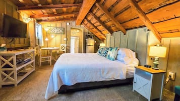 Studio, 1 King Bed, Pets Not Allowed, Garden View (Kühl)