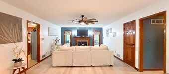 Spacious 3BR/3BA | Steps to Walker Lake | Downtown