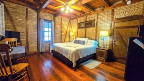 Studio, 1 King-Bett, Haustiere nicht gestattet, Gartenblick (Fachwerk) | 1 Schlafzimmer, individuell dekoriert, individuell eingerichtet