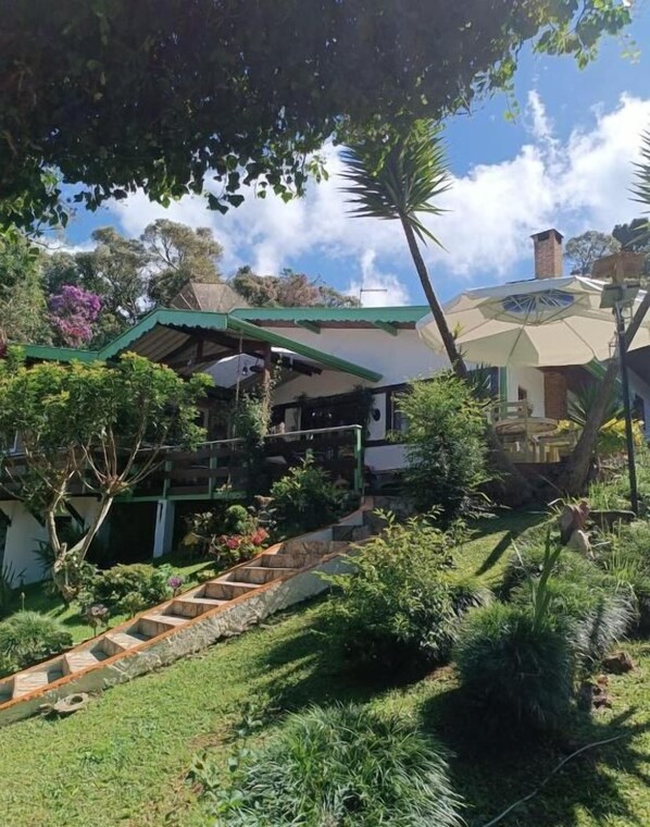 Exterior - Rancho da raposa (Campos do Jordão)