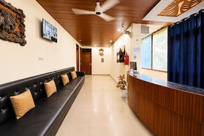 Lobby - Hotel Park Stay 2 - Near Noida 15 Metro (Noida)