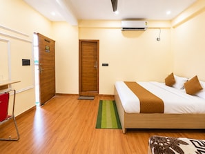 Room - Hotel Park Stay 2 - Near Noida 15 Metro (Noida)