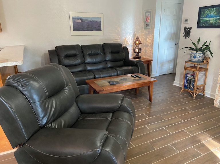 Private Pet Friendly Cottage In The Heart Of Wimberley, Tx - Wimberley, TX