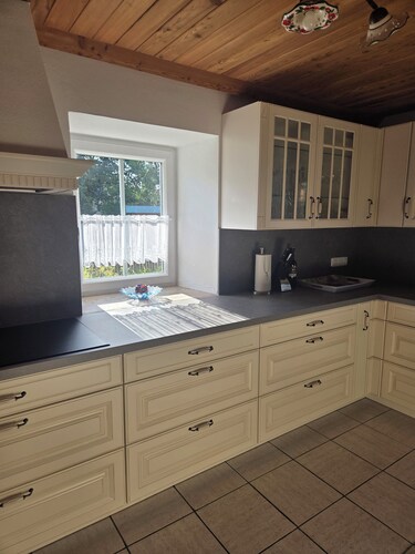 Lovingly renovated farmhouse for 2–6 adults (+ 2 children) in a quiet location