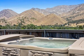 Bañera de hidromasaje exterior