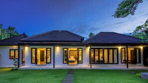 House - The Aryana Estate in Seminyak (Keroboken Kelod)