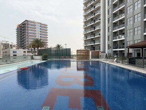 Pool - Studio Retreat | Pool, Jacuzzi, Sauna & Padel (wadi al safa 2)