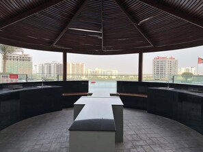 Dining - Studio Retreat | Pool, Jacuzzi, Sauna & Padel (wadi al safa 2)
