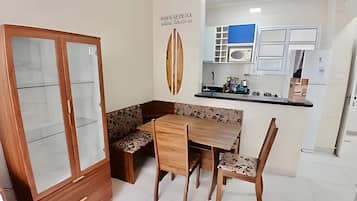 Deluxe Apartment | Dining