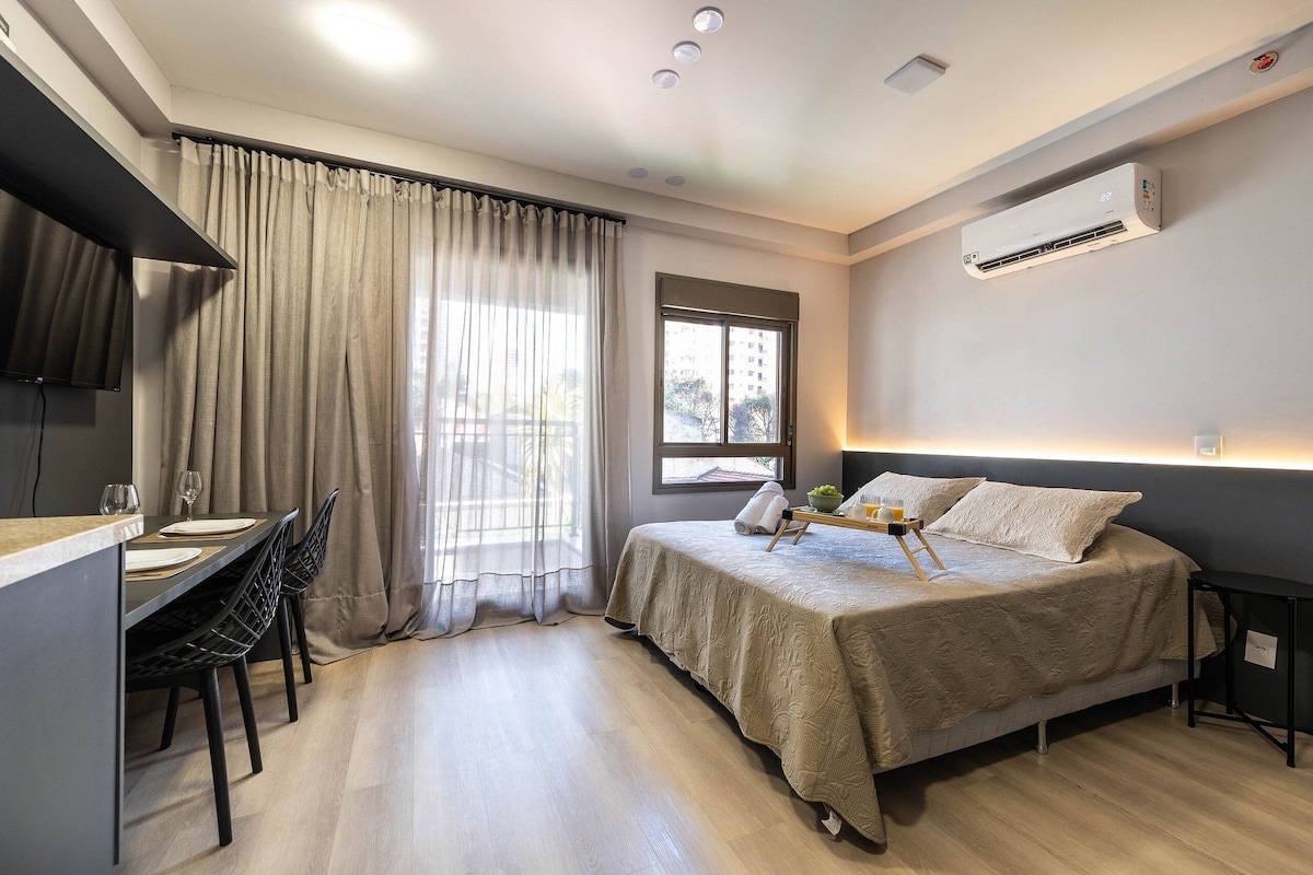 Apartament | Planxa i posts de planxar i wifi gratuïta 
