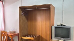 Habitación estándar, para no fumadores | Wifi gratis