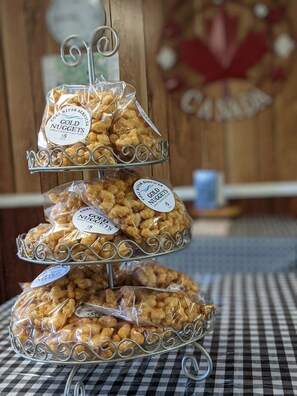 Food and drink - Northern Escape: Pet Friendly & Firepits (Northern Rockies B)