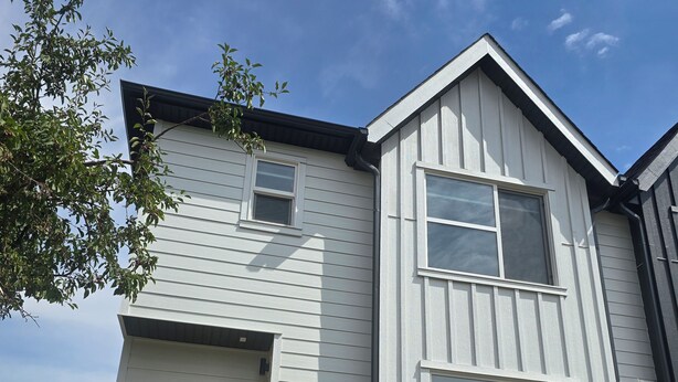 Exterior detail - ​Convenient SE Calgary Home – 3 Bedrooms & Easy Access (Calgary)