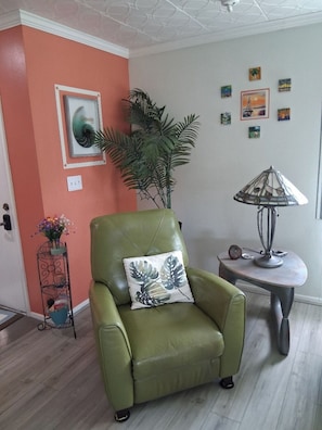 Unclassified image, 2 of 37, button - 2-bdrm 2 bath Lake condo with large picture windows providing serene lake views (New Port Richey)