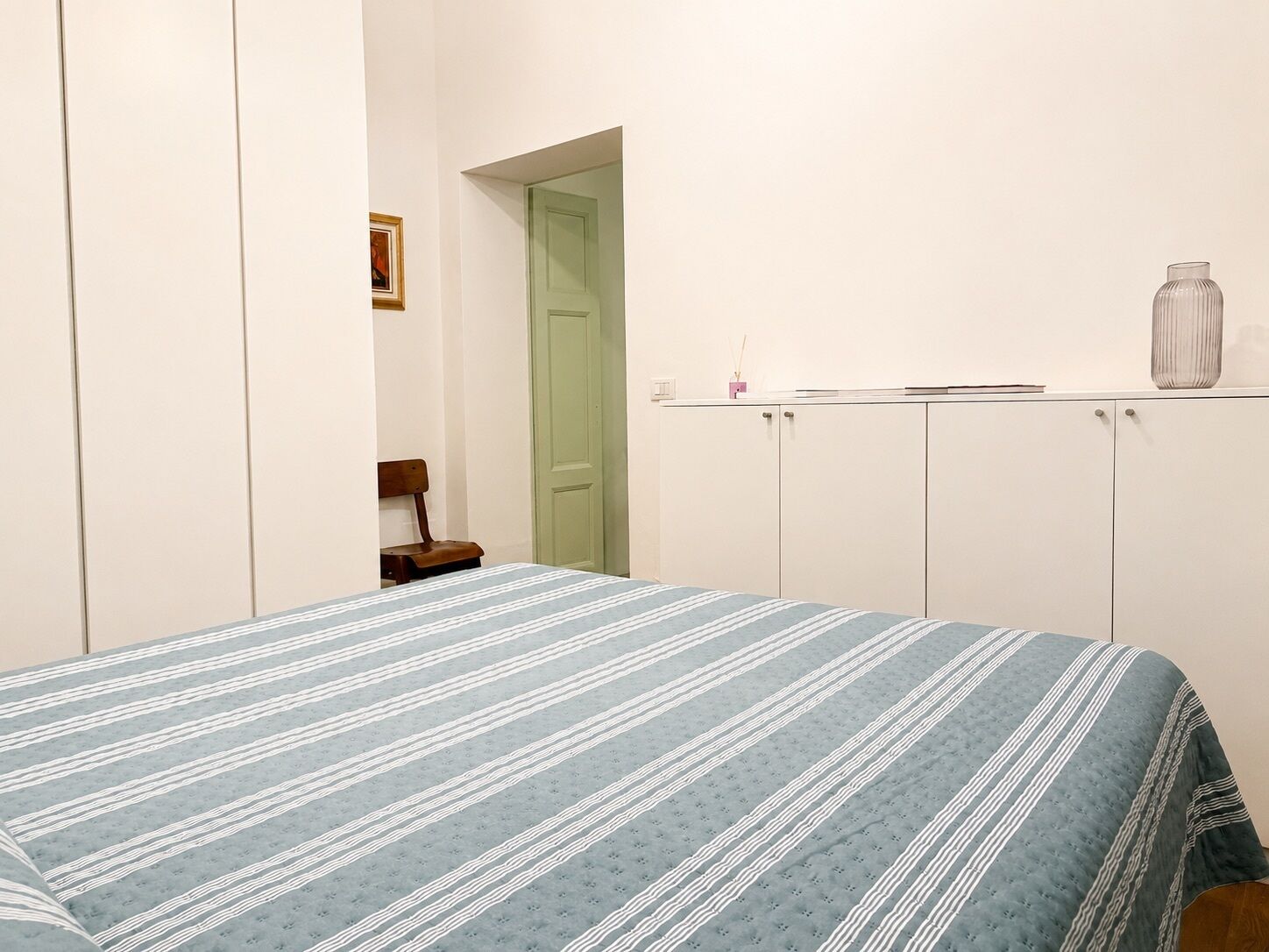 Wifi gratis y ropa de cama