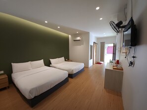 Family Quadruple Room - Sinar Eco Resort River & Natural Retreat (Pontian District)