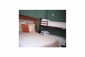 Iron/ironing board, WiFi, bed sheets - Vrbo Property (Rio de Janeiro)