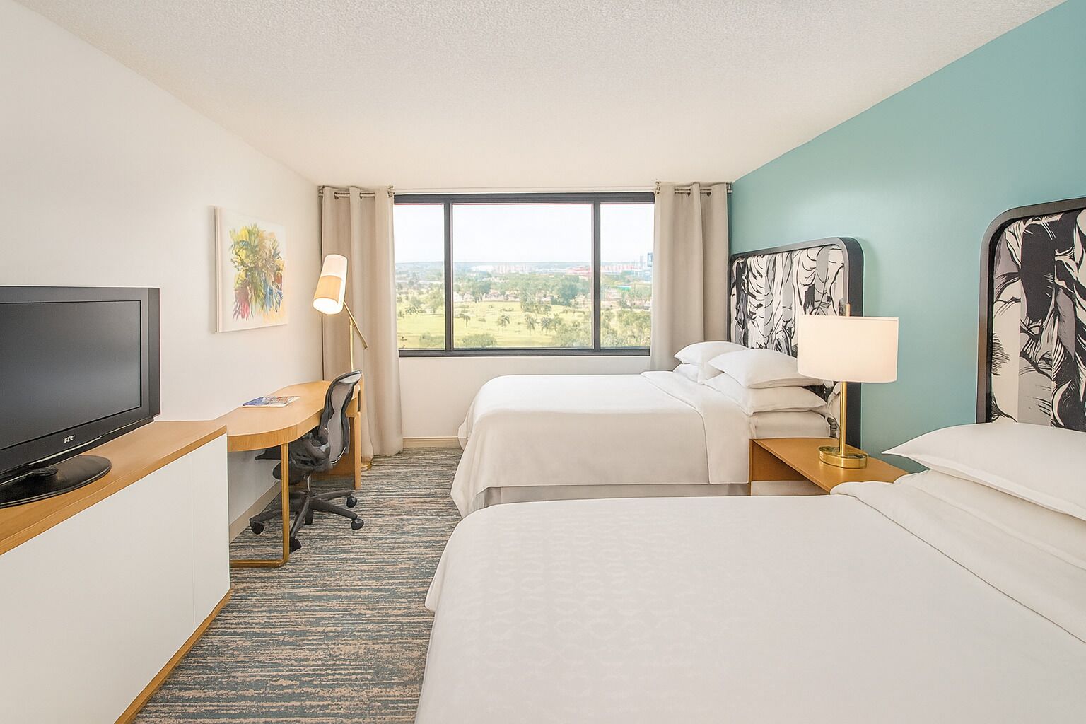 2 Queen Beds | Near Miami Airport & Meeting Center - Miami