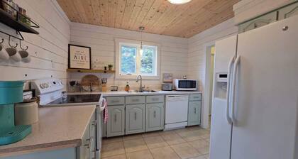 The Shoal Tickle House