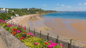 Beach - 1 Bed in Haverfordwest (oc-b32913) (Dale)