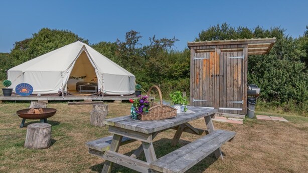 Outdoor dining - 1 Bed in Haverfordwest (oc-b32912) (Dale)
