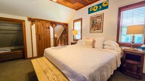 1 habitación, decoración personalizada y muebles diferentes 