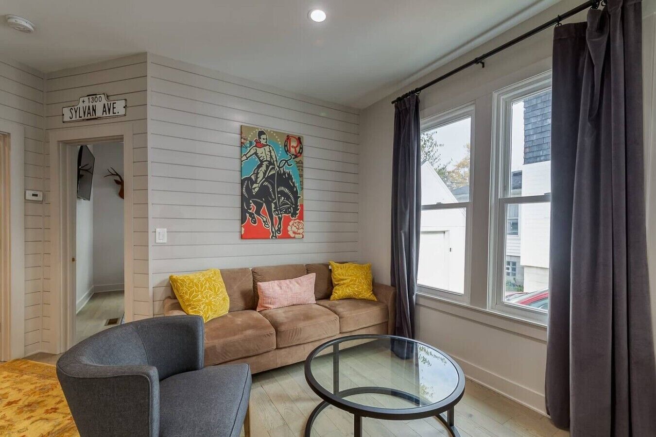 Charming Home Near Michigan Stadium, - 앤아버