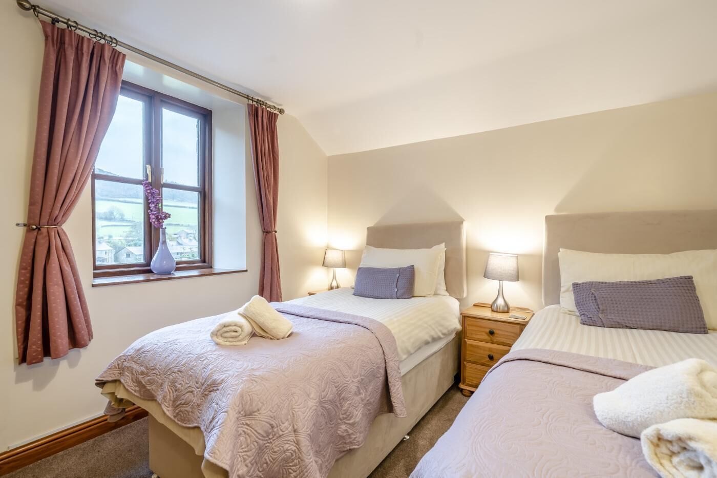 Iron/ironing board, travel cot, free WiFi, bed sheets