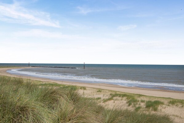 Beach - 1 Bed in Eccles-on-Sea (oc-f45217) (Lessingham)