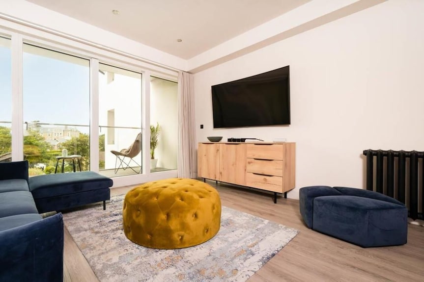 4 Bed In Porth (Oc-b588791) - Mawgan Porth