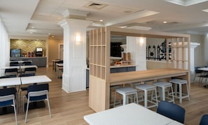 Dining - City Express by Marriott Corvallis (Corvallis)