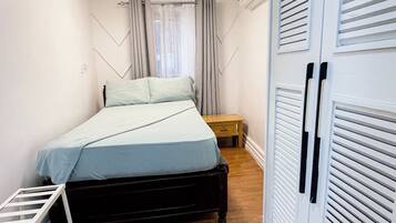 1 bedroom, iron/ironing board, WiFi, bed sheets