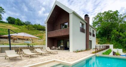 Two Bedroom Villa with Swimming Pool