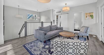 6BR White House Retreat - 5-Min Walk To Stadium
