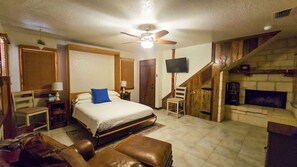 Unclassified image, 4 of 28, button - Concan Gruene Cottages (New Braunfels)