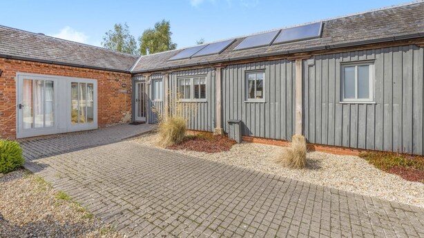 Exterior - 3 Bed in Cranmer (oc-s45787) (Cranmer)