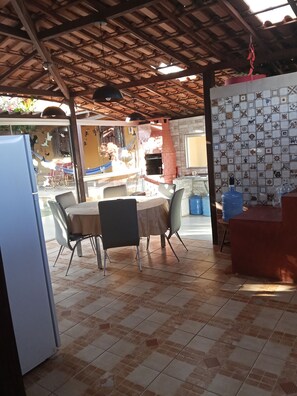 Dining - Our 2-bedroom house, 12 km from Inhotim Brumadinho (Brumadinho)