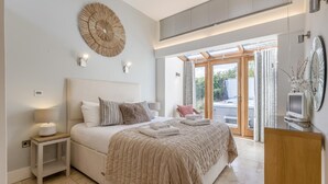 Room - 3 Bed in Cranmer (oc-g45793) (Cranmer)