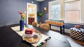 Dining - Retro-pop Home - 6 min to Stadiums (Pittsburgh)