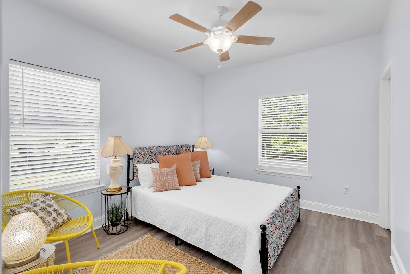 Iron/ironing board, travel cot, free WiFi, bed sheets