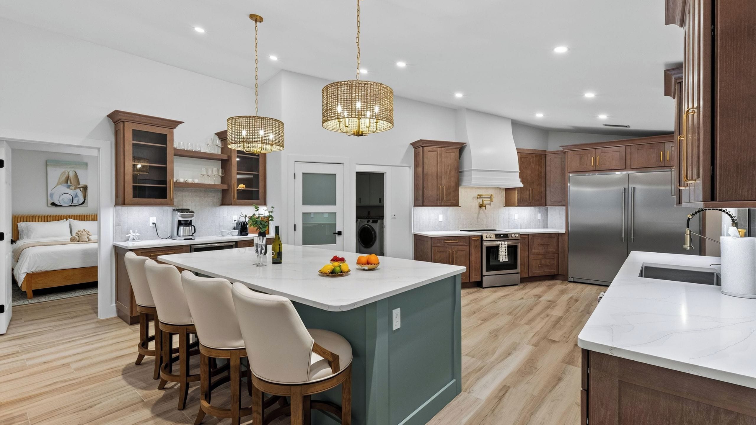House (4 Bedrooms) | Interior