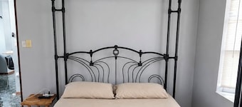2 Bedroom • 2 bathroom Rainforest Retreat Near Grand Etang Reserve