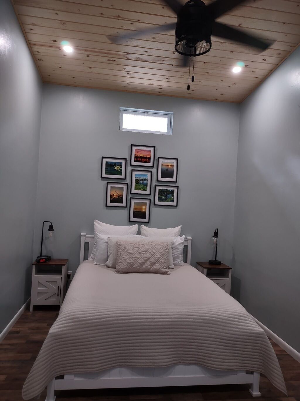 WiFi, bed sheets