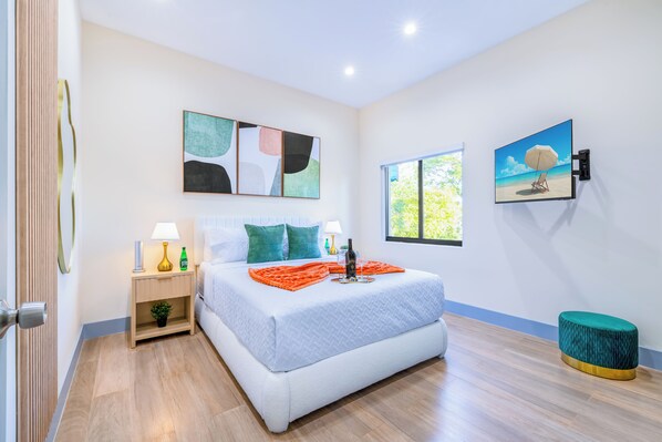Room - Esmeralda Stay | 5 min from MíA | Free parking (Miami)