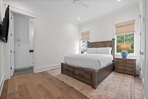 Iron/ironing board, free WiFi, bed sheets - McLemore Resort - 21 Peregrine Lane - Golf Course View (Rising Fawn)